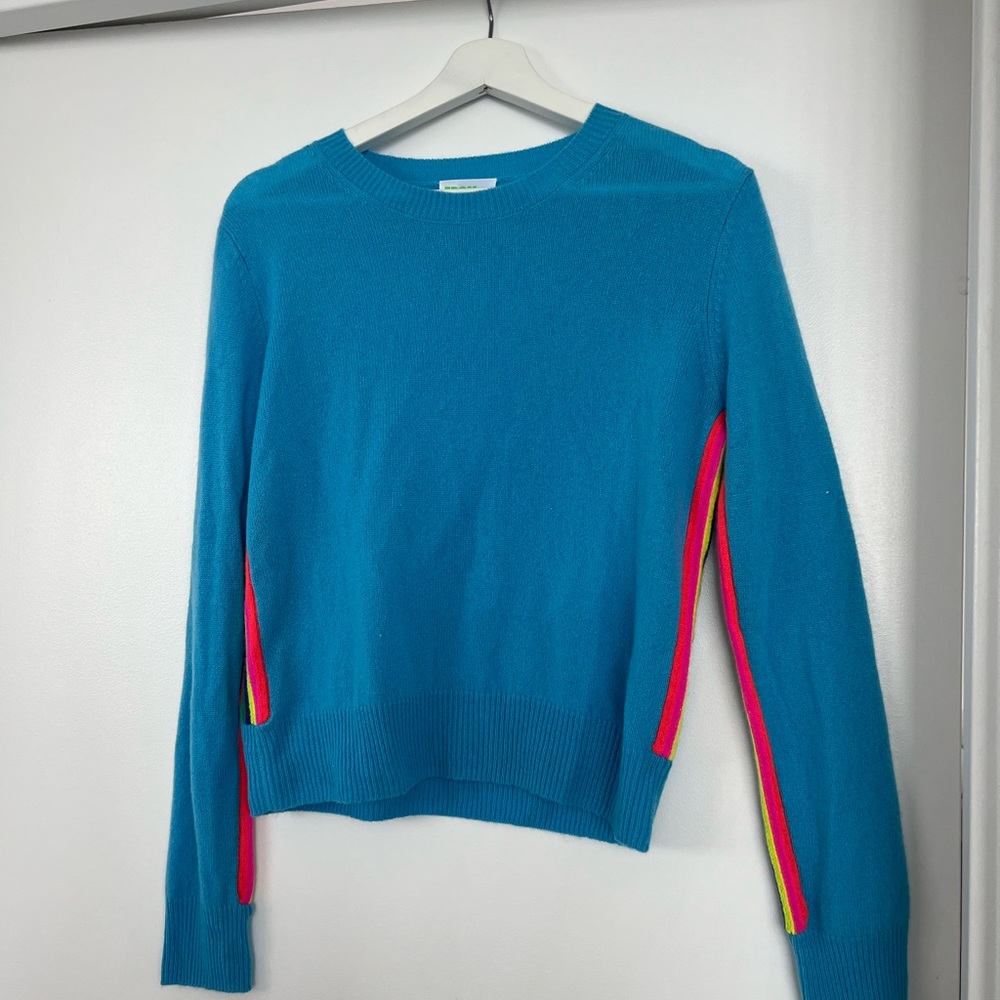 100% Cashmere Sweater - From Future - purchased in Paris